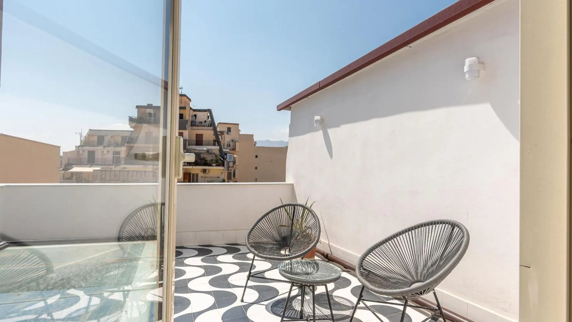 Grey House In Zisa By Wonderful Italy Apartment Palermo 0*,