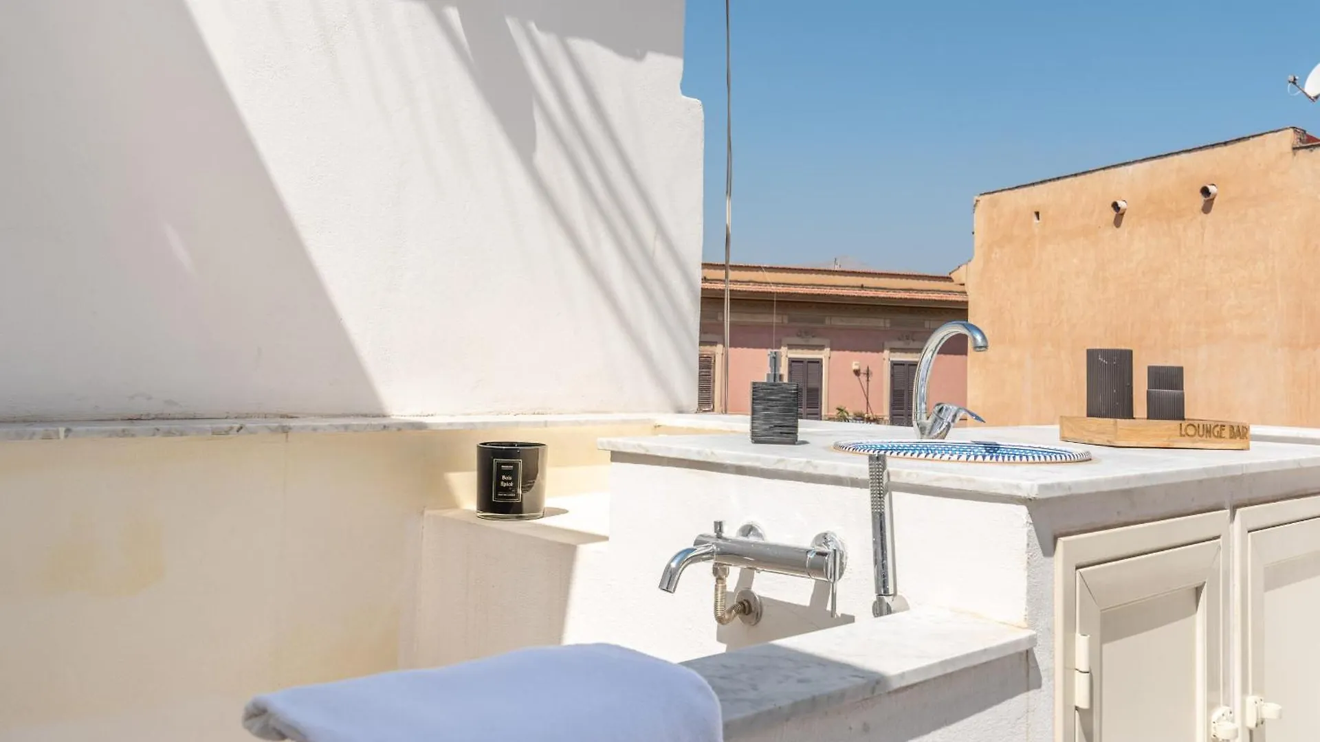 Grey House In Zisa By Wonderful Italy Apartment Palermo